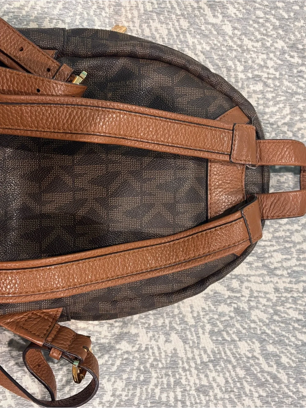 Michael Kors classic michael